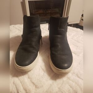 Black Chelsea Boot